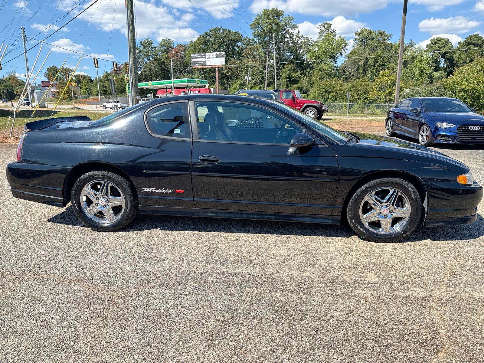 Used 2004 Chevrolet Monte Carlo SS w/ Preferred Equipment Group FWD image 22