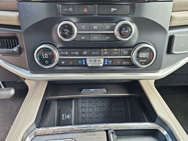 Used 2024 Ford Expedition Max Limited RWD image 23