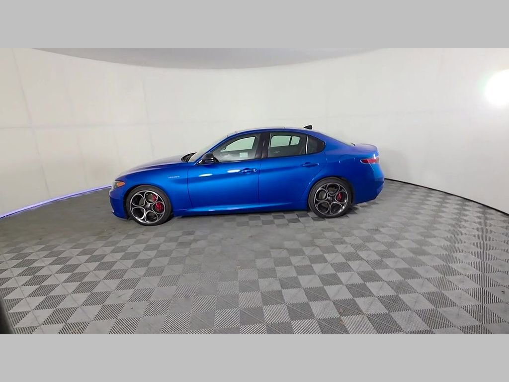 New 2025 Alfa Romeo Giulia image 38