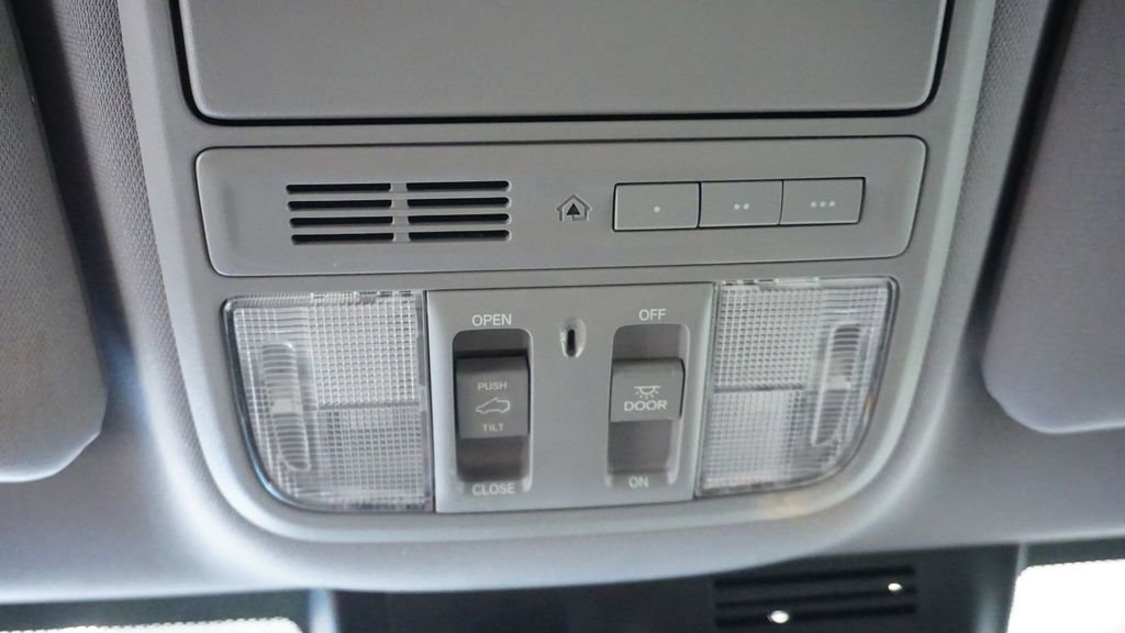 Used 2021 Honda CR-V EX-L image 35