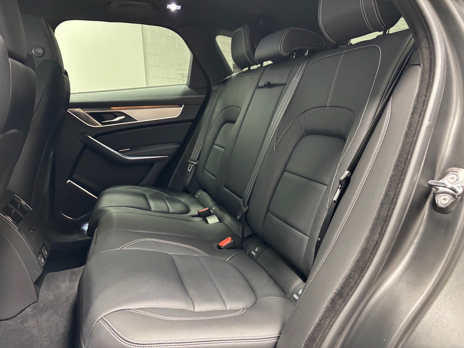 New 2026 Jaguar F-PACE R-Dynamic S AWD/4WD image 28