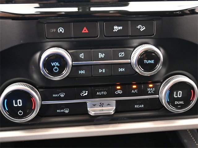 Used 2024 Ford Expedition XLT image 21