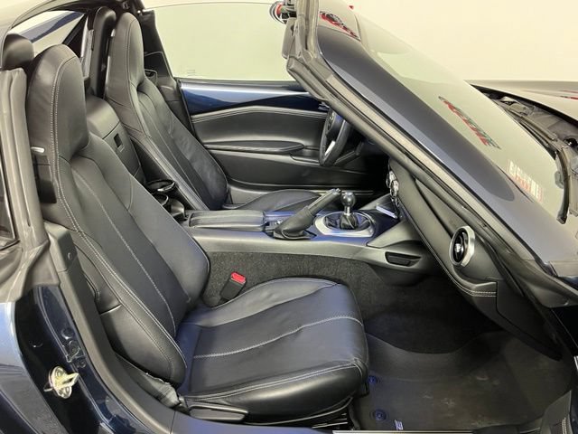 Used 2022 MAZDA MX-5 Miata RF Grand Touring RWD image 24