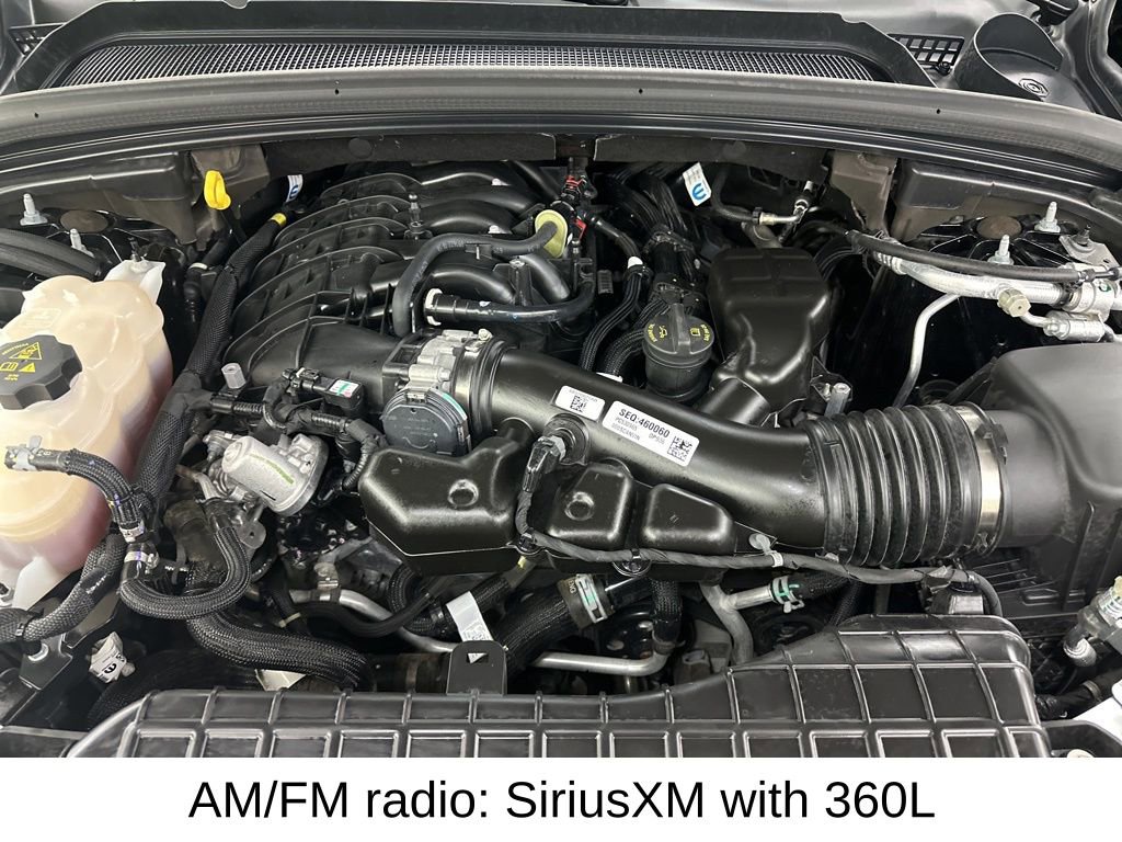 Used 2023 Jeep Grand Cherokee Limited w/ Black Appearance Package image 19