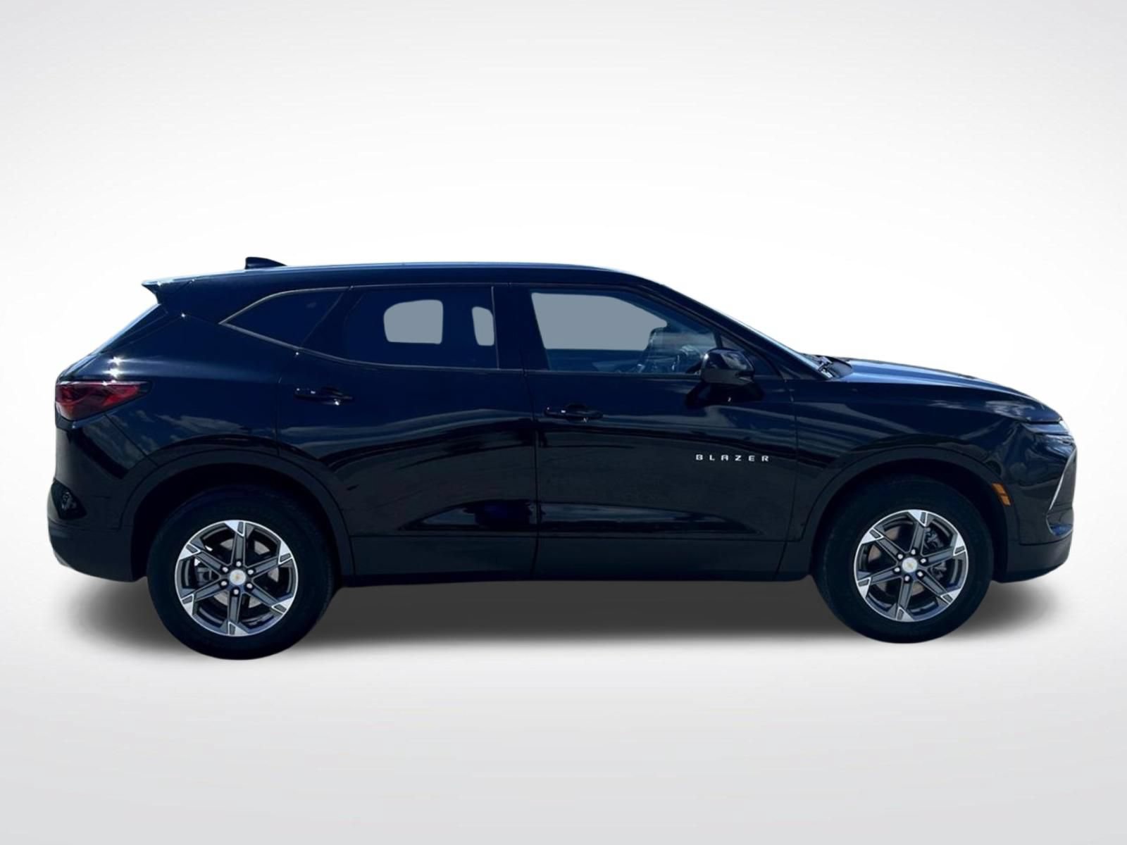 Certified 2025 Chevrolet Blazer LT AWD/4WD image 5