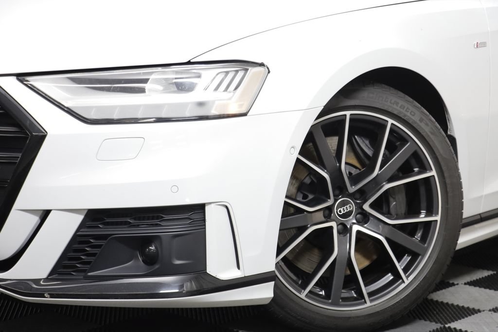 Used 2021 Audi A8 L 4.0T w/ Executive Plus Package AWD/4WD image 3