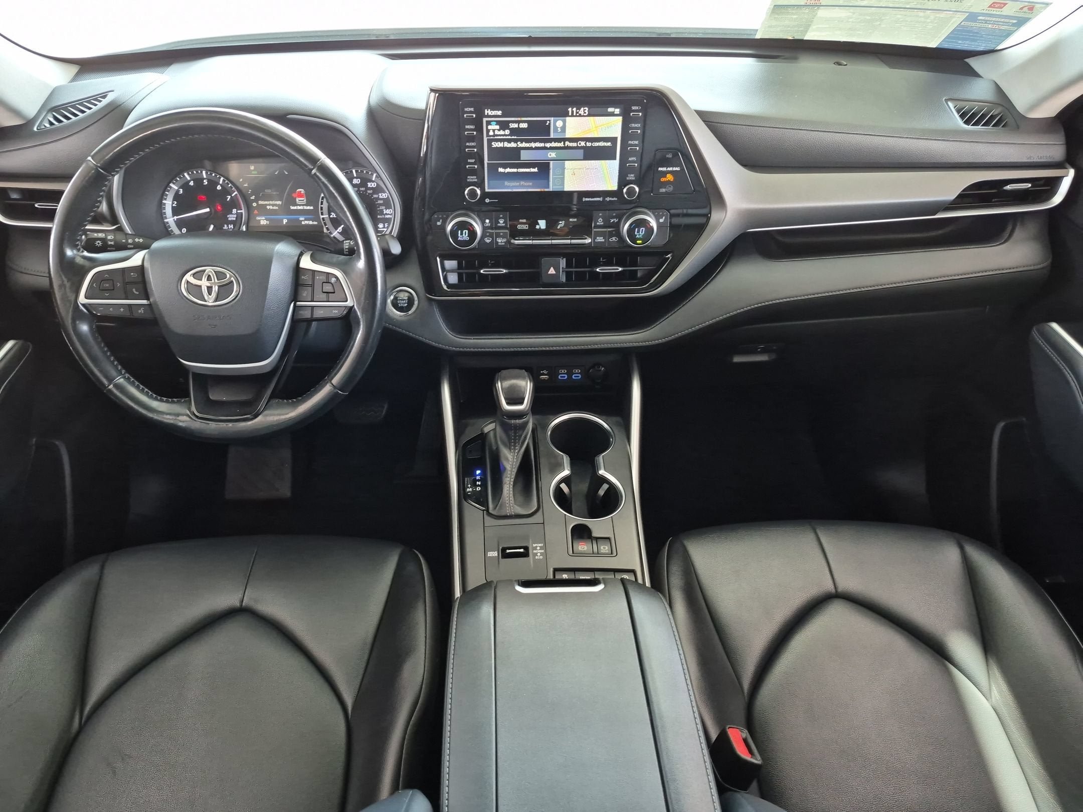 Used 2022 Toyota Highlander XLE FWD image 12