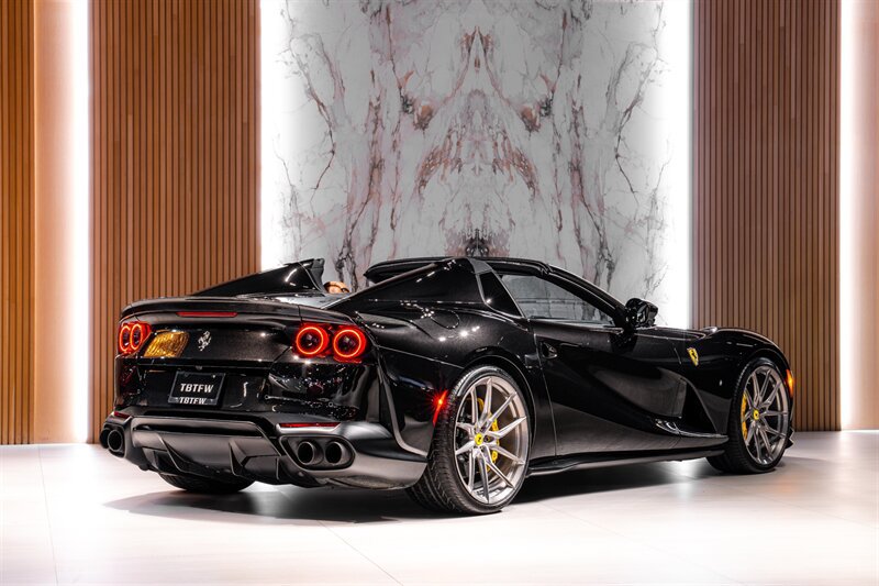 Used 2021 Ferrari 812 GTS RWD image 3