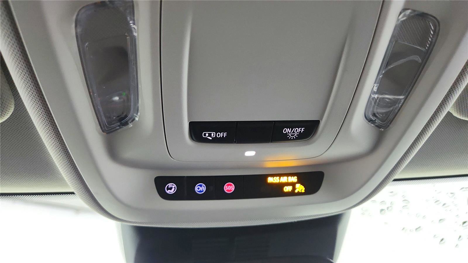 Used 2025 Buick Envision Preferred image 27