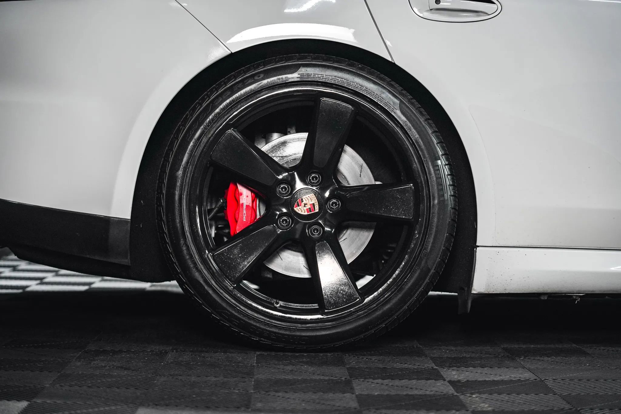 Used 2015 Porsche Panamera GTS w/ Premium Package Plus image 14