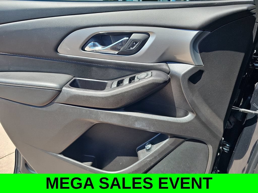 Used 2019 Chevrolet Traverse LT FWD image 26