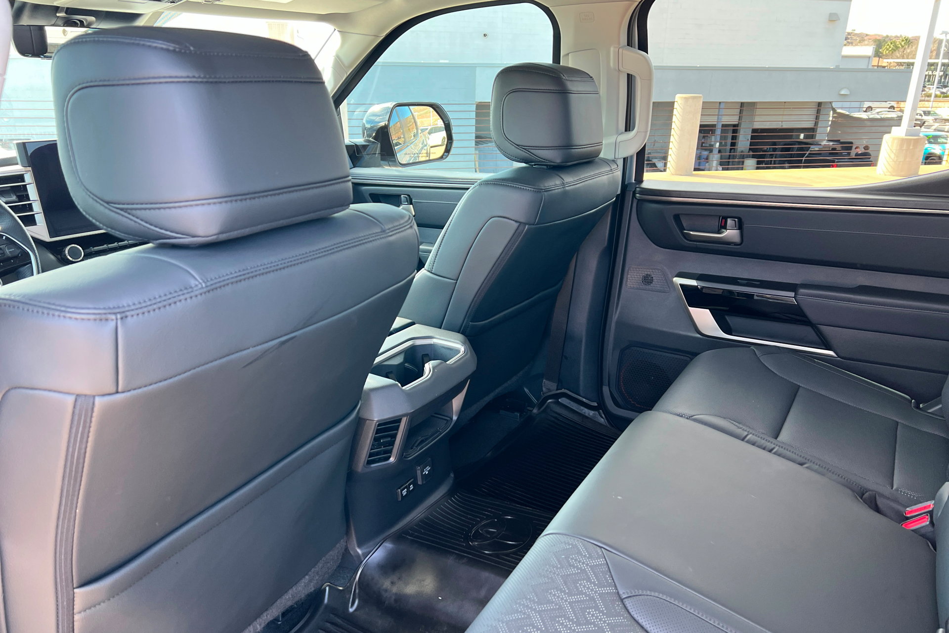 Used 2024 Toyota Tundra Limited AWD/4WD image 20