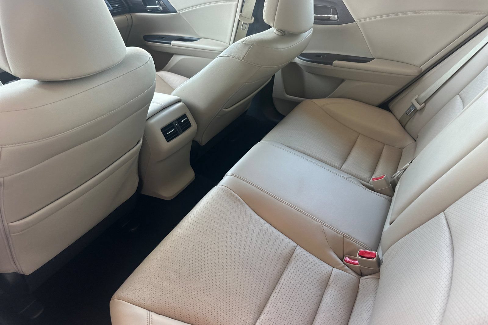 Used 2016 Honda Accord EX-L image 14