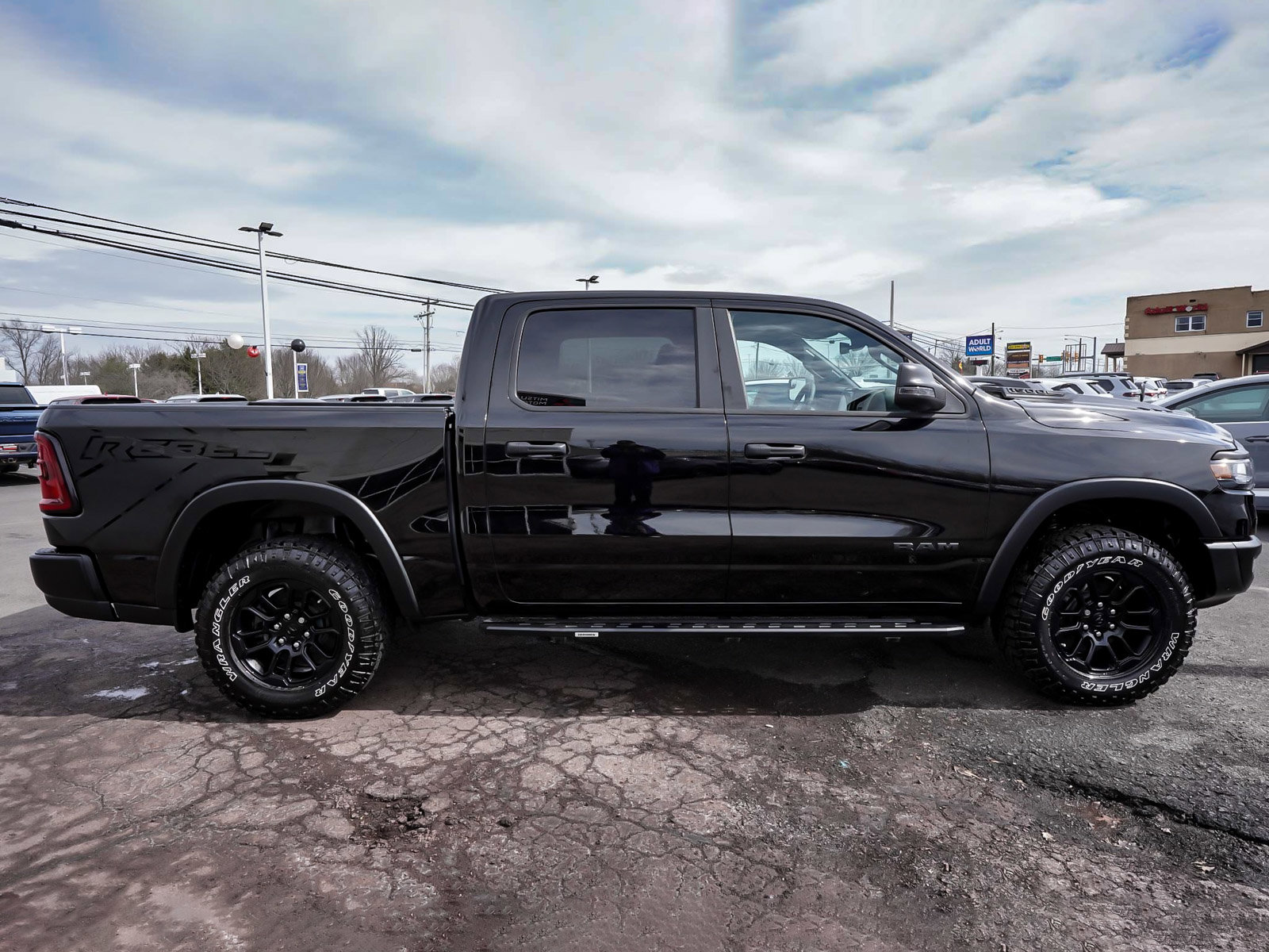 Used 2025 RAM 1500 Rebel AWD/4WD image 53