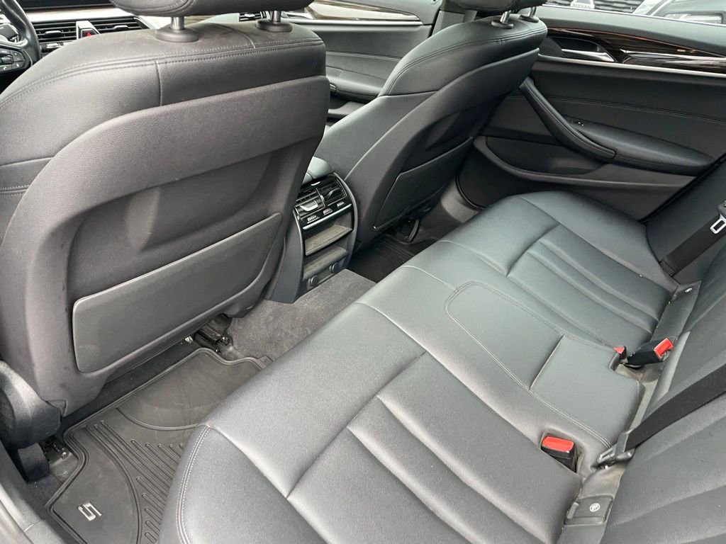 Used 2018 BMW 530i xDrive image 8