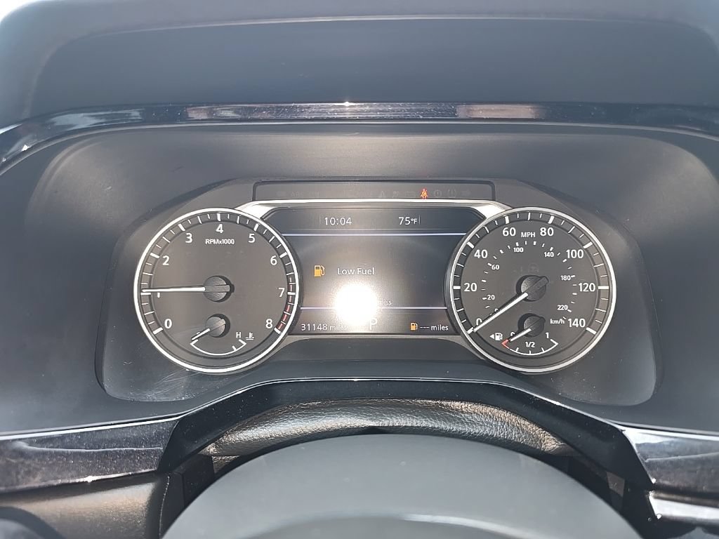 Used 2023 Nissan Pathfinder SL w/ Lighting Package (N92) FWD image 20