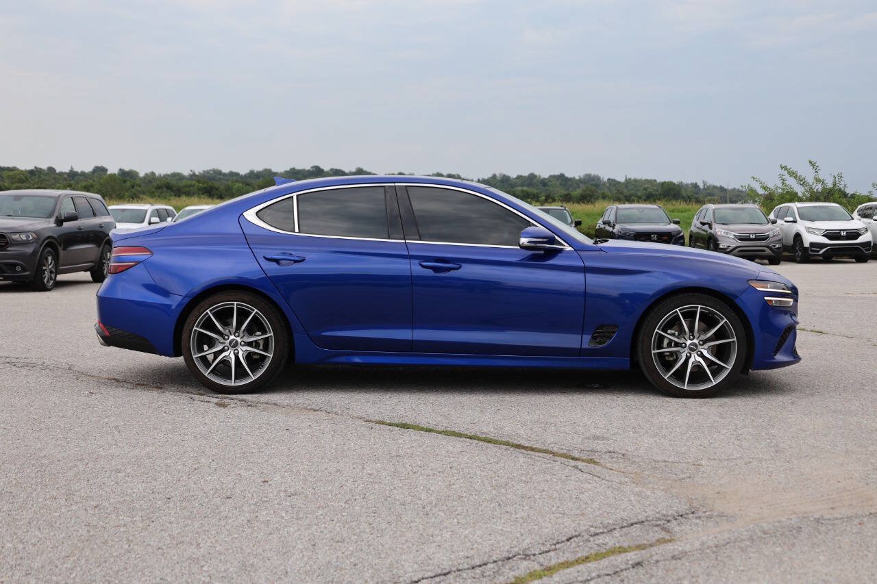 Used 2022 Genesis G70 2.0T w/ Prestige Package RWD image 7