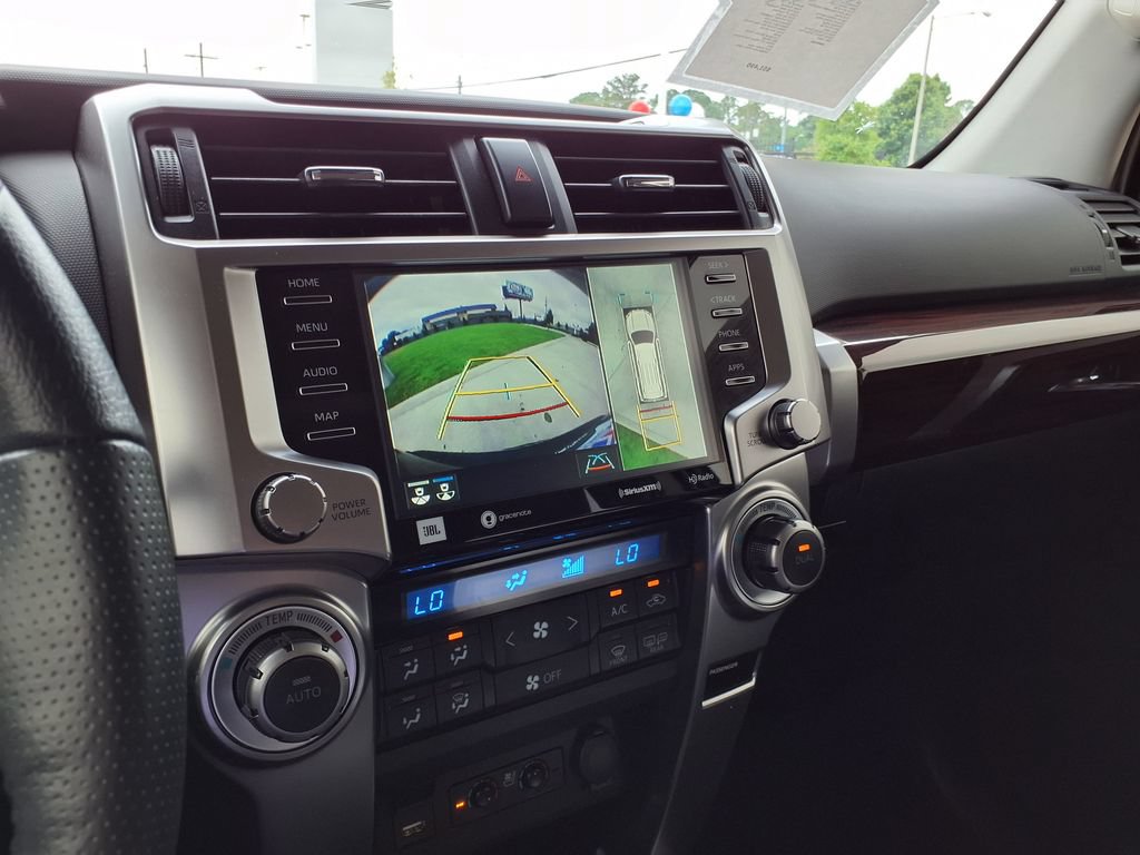 Used 2024 Toyota 4Runner Limited AWD/4WD image 33