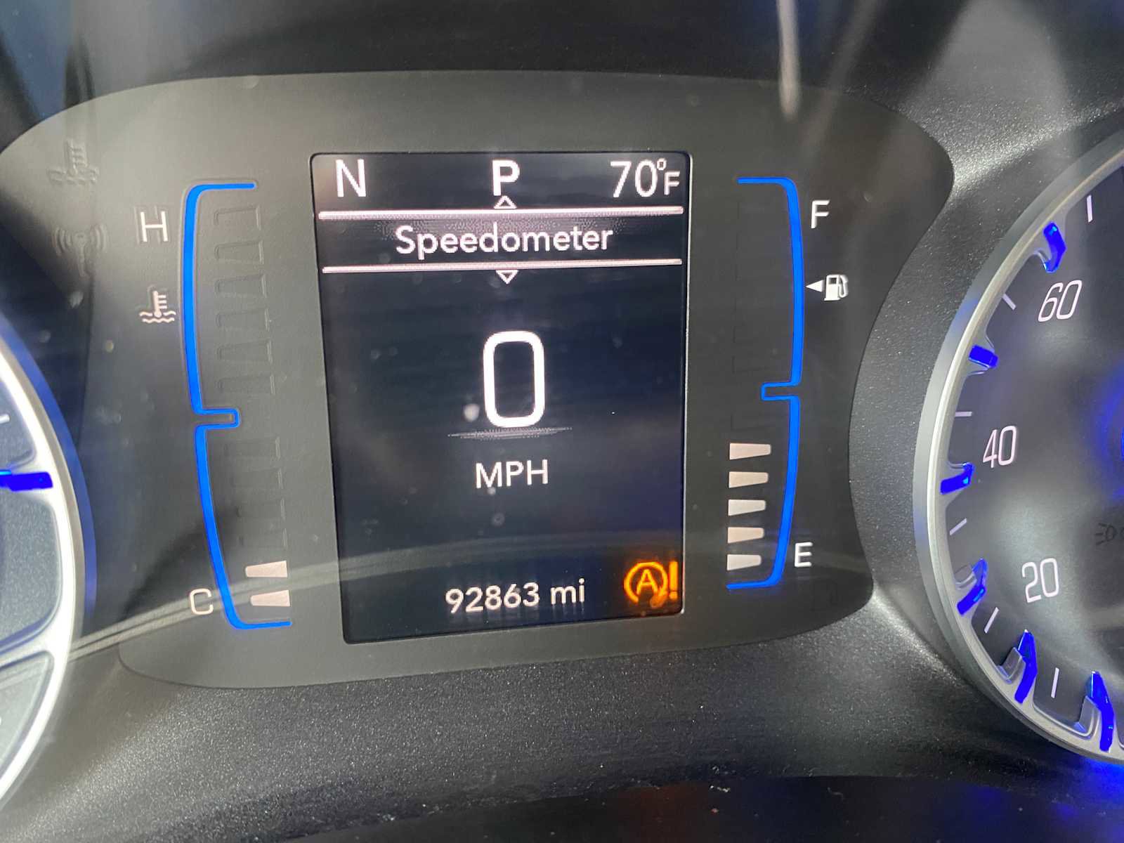Used 2017 Chrysler Pacifica Touring-L FWD image 8