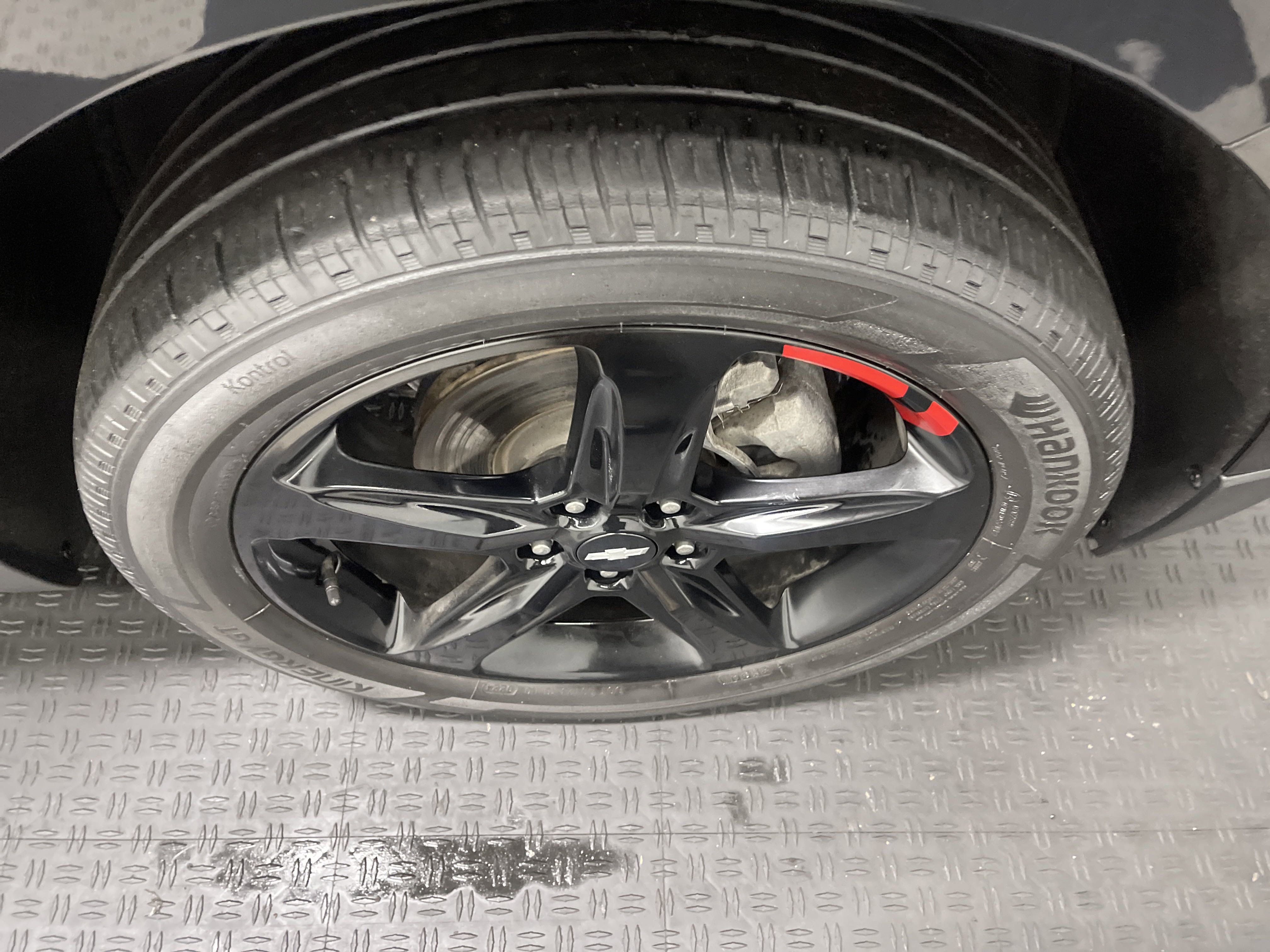 Used 2021 Chevrolet Equinox Premier w/ Redline Edition image 28