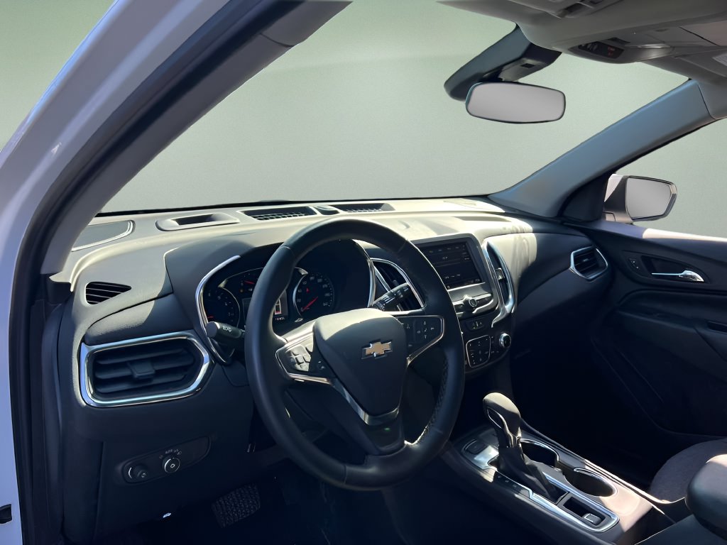 Used 2024 Chevrolet Equinox LT AWD/4WD image 22