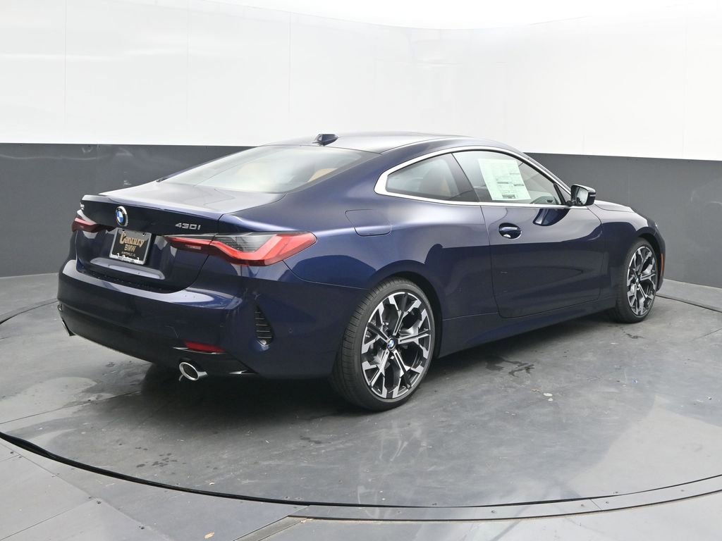New 2026 BMW 430i Coupe w/ Parking Assistance Package RWD image 7