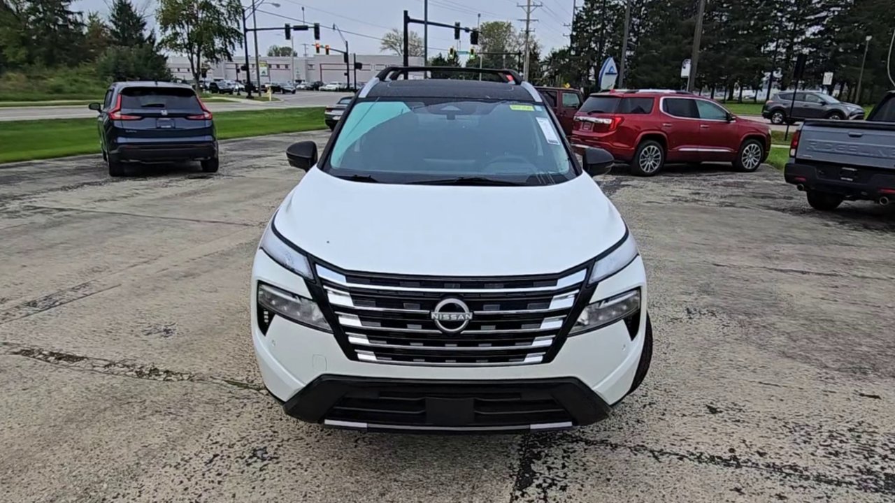 Used 2026 Nissan Rogue Platinum w/ Platinum Premium Package AWD/4WD image 3