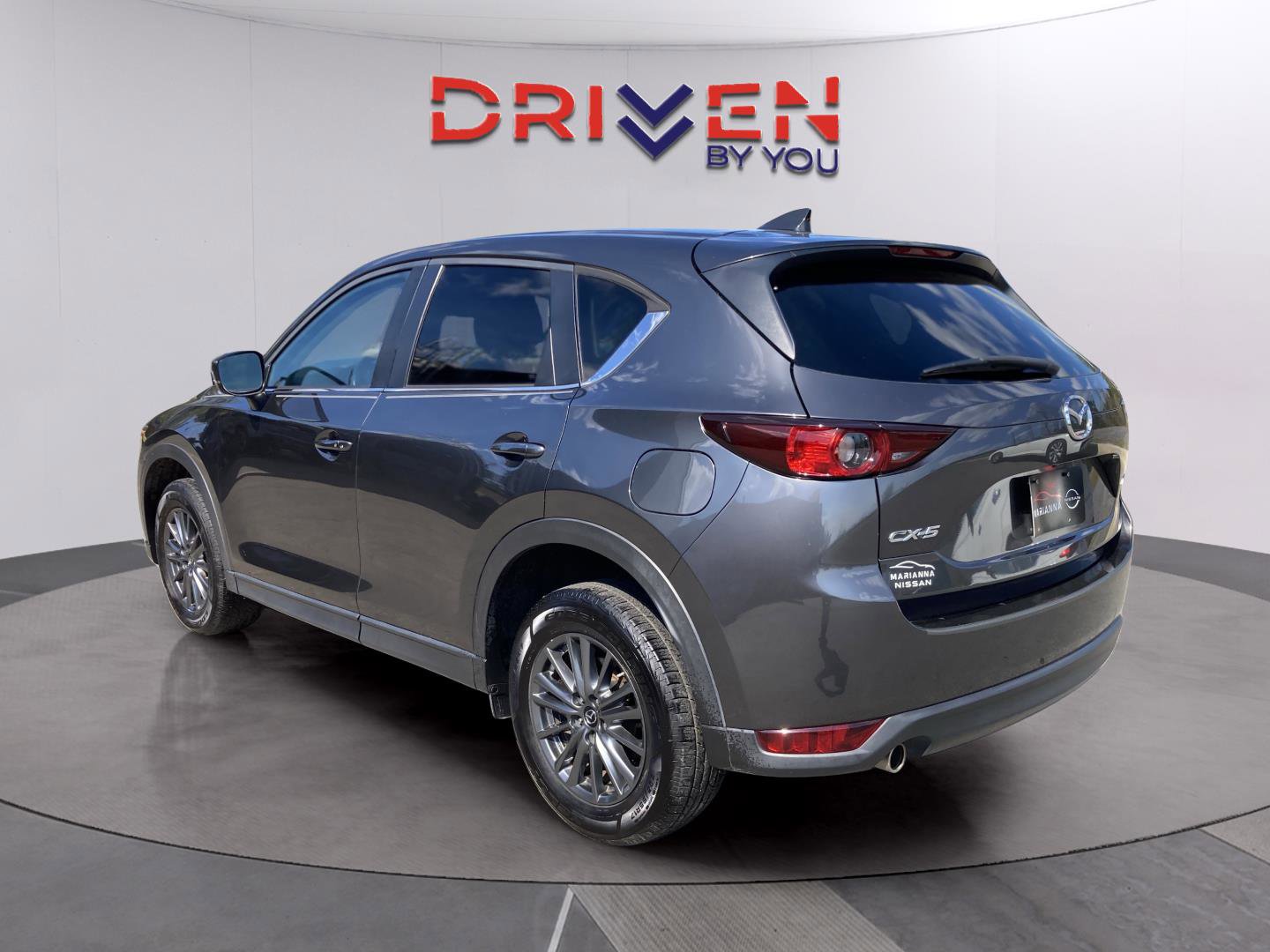 Used 2019 MAZDA CX-5 Touring image 4