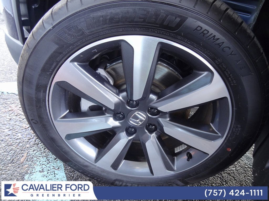 Used 2025 Honda Pilot Touring image 44