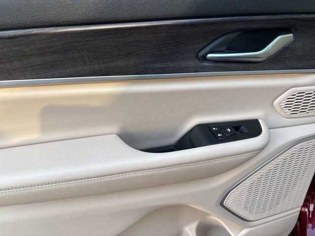 Used 2021 Jeep Grand Cherokee L Limited image 34