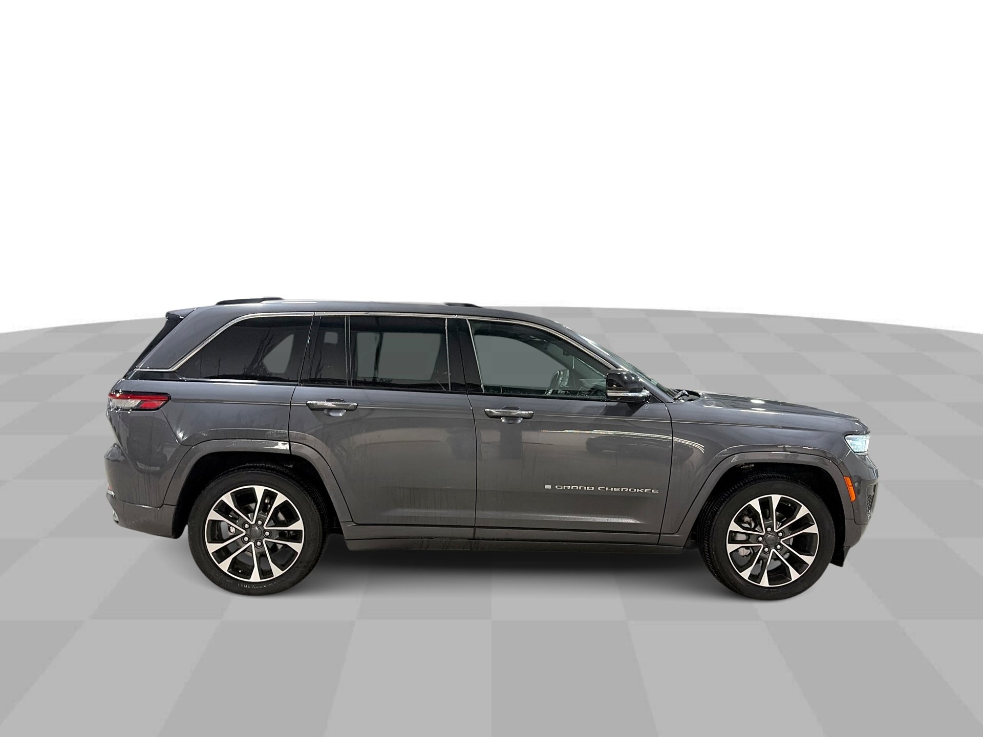 Used 2022 Jeep Grand Cherokee Overland w/ Adv Protech Group III AWD/4WD image 11