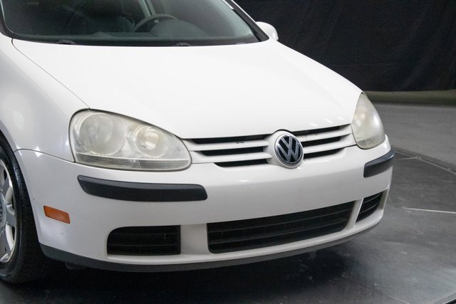 Used 2008 Volkswagen Rabbit S image 3