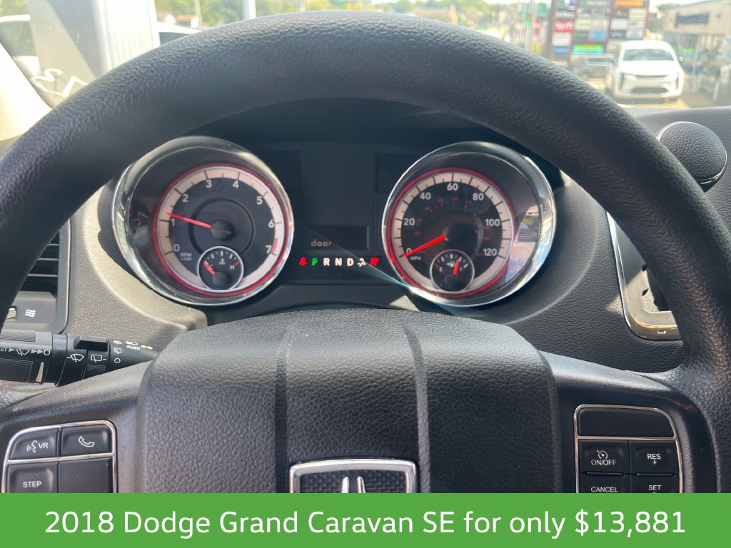 Used 2018 Dodge Grand Caravan SE w/ UConnect Hands-Free Group FWD image 16