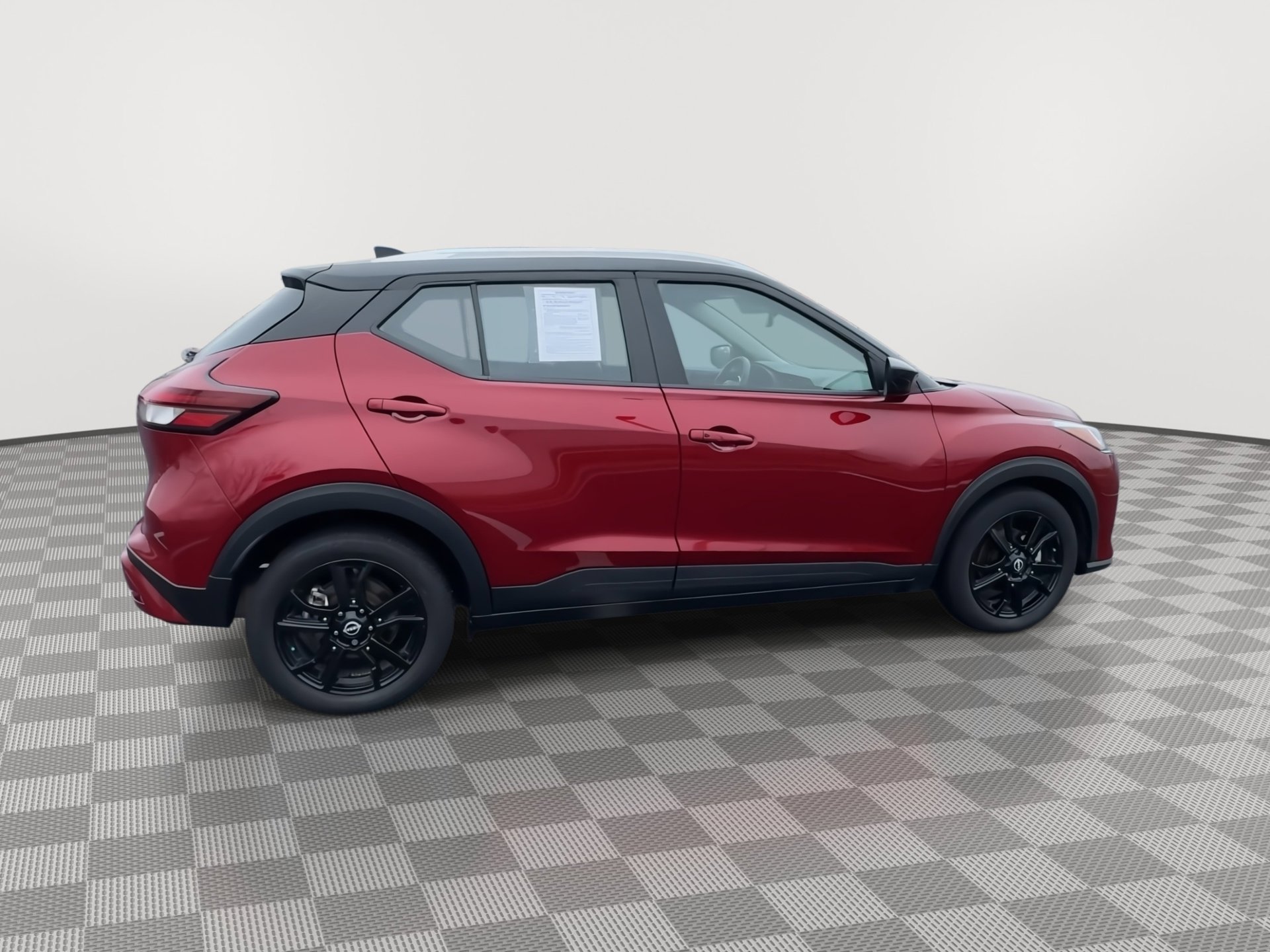 Used 2023 Nissan Kicks SV w/ Interior Electronics Package image 8