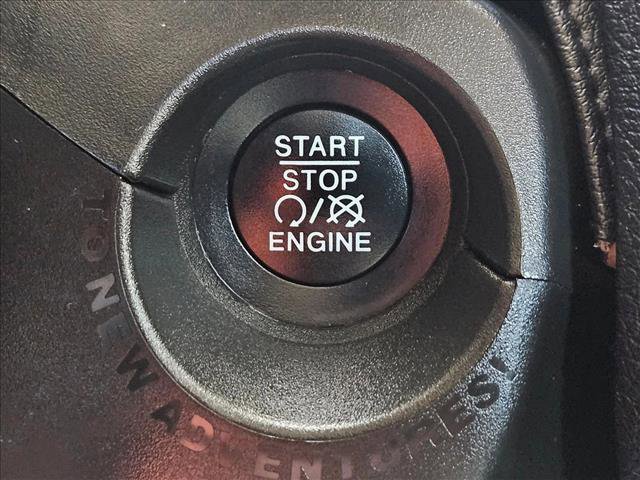 Used 2021 Jeep Renegade Latitude FWD image 16