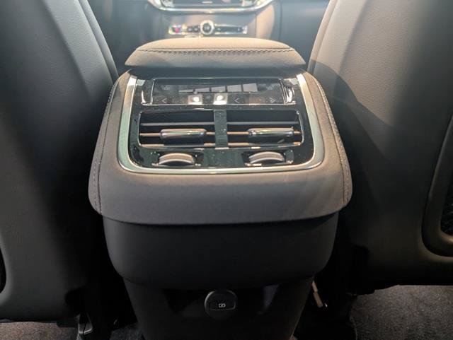 New 2026 Volvo XC90 B6 Ultra w/ Protection Package AWD/4WD image 26