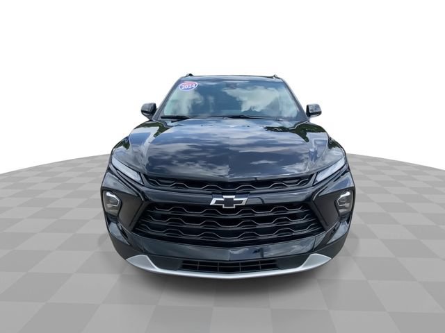 Used 2024 Chevrolet Blazer LT w/ Midnight/Sport Edition FWD image 5