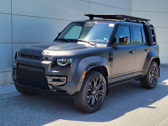 New 2026 Land Rover Defender 110 OCTA AWD/4WD image 1