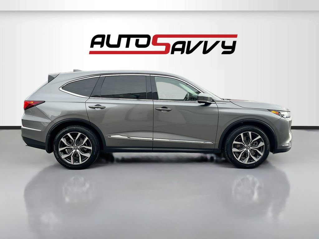Used 2024 Acura MDX SH-AWD w/ Technology Package image 8