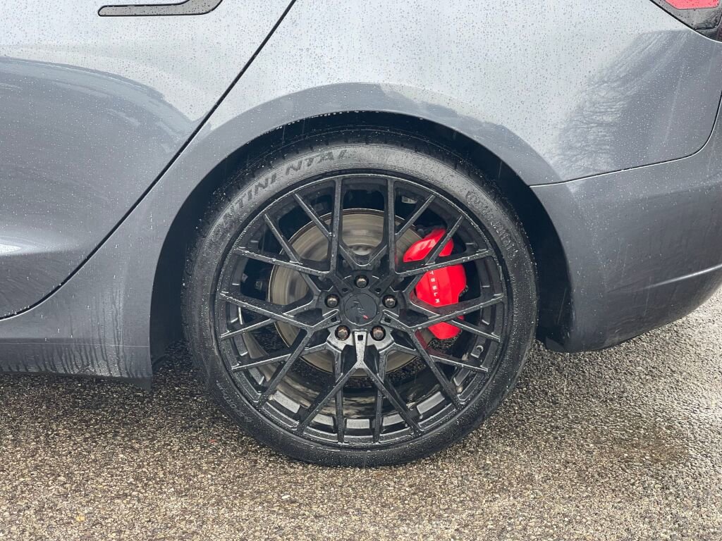 Used 2023 Tesla Model 3 Performance image 34