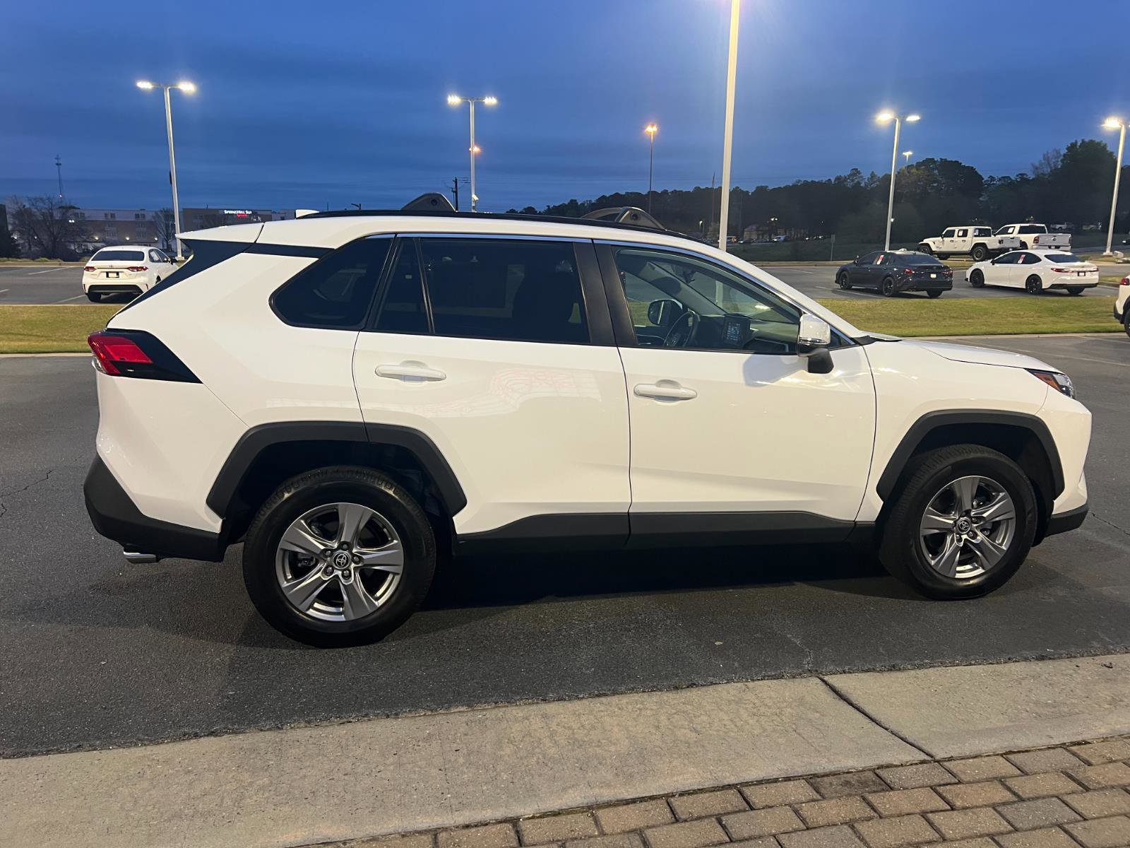 Certified 2022 Toyota RAV4 XLE image 8