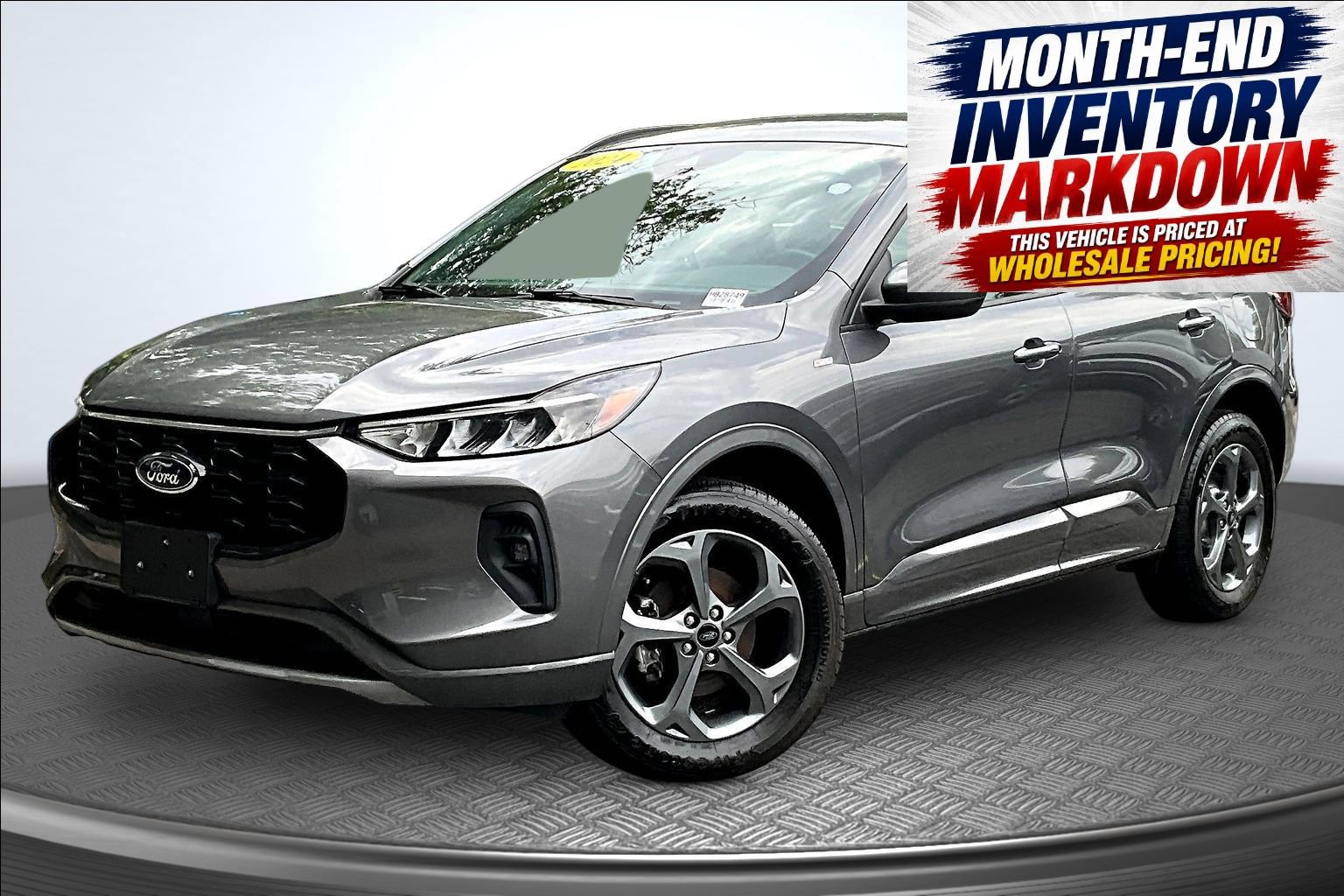Used 2023 Ford Escape ST-Line Select AWD/4WD image 1