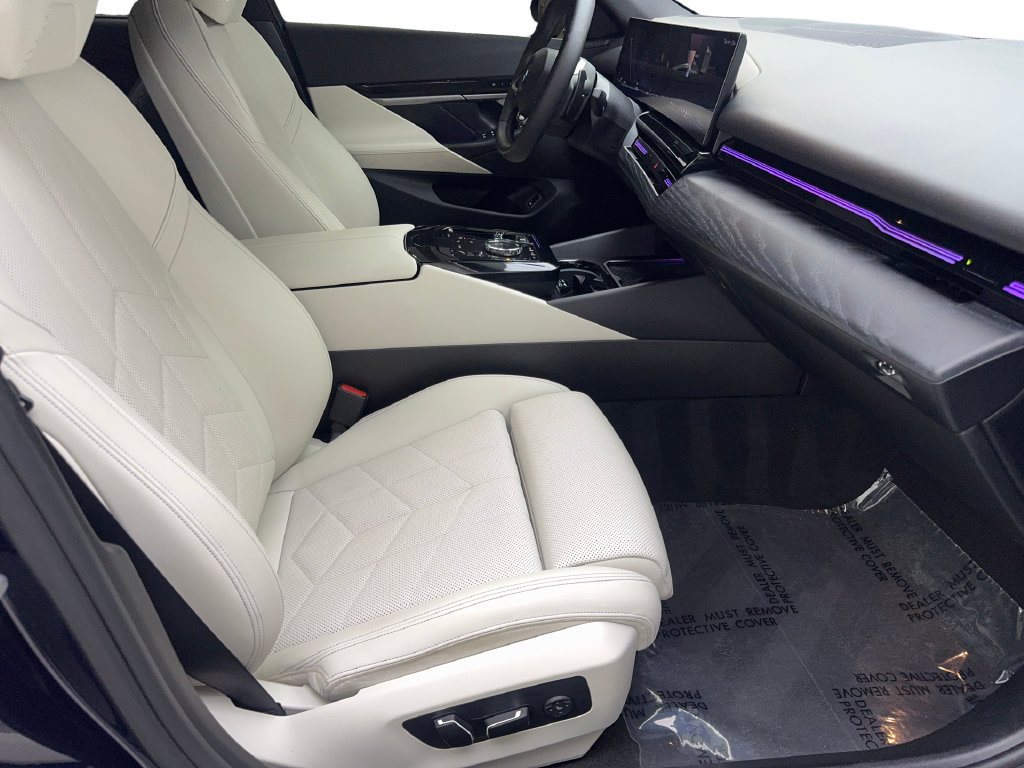 Used 2024 BMW 530i w/ Executive Package RWD image 46