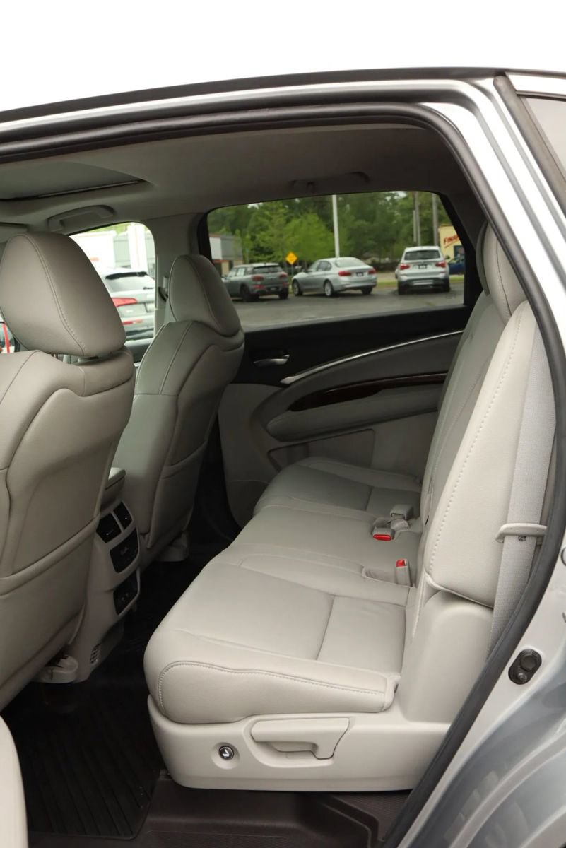 Used 2020 Acura MDX FWD image 35