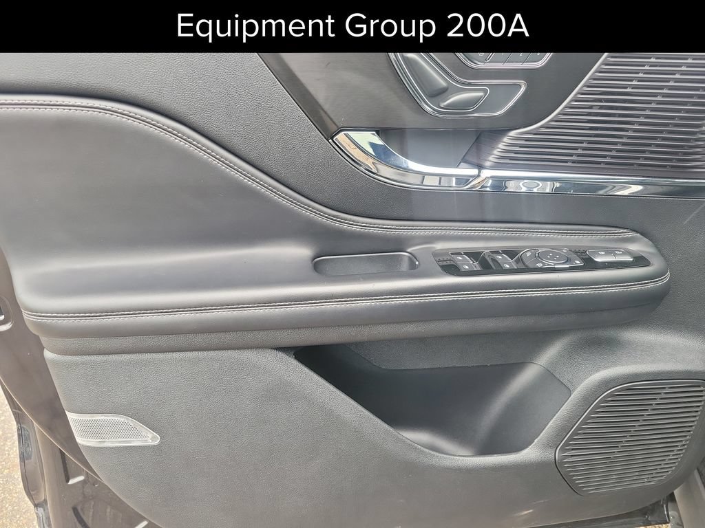 Used 2022 Lincoln Corsair Reserve w/ Elements Package AWD/4WD image 9