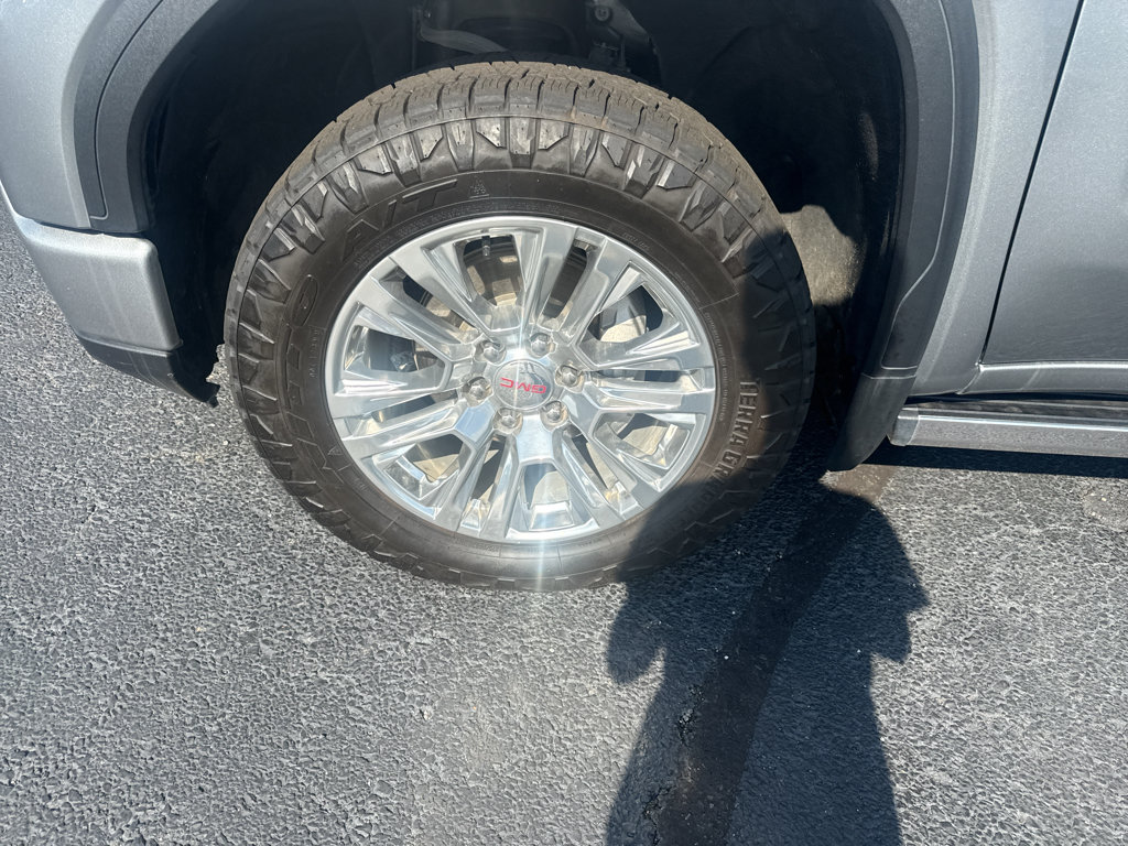Used 2024 GMC Sierra 1500 Denali AWD/4WD image 8