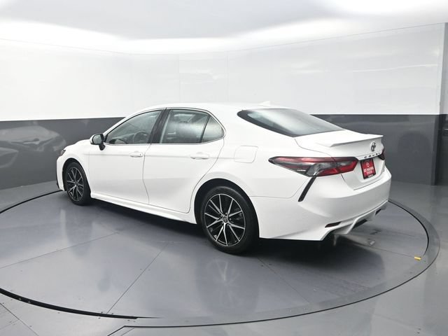 Certified 2024 Toyota Camry SE FWD image 6