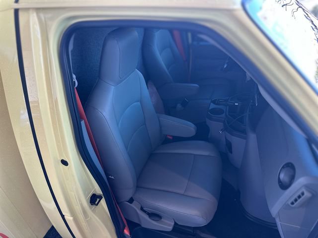Used 2022 Ford E-450 and Econoline 450 Super Duty image 22