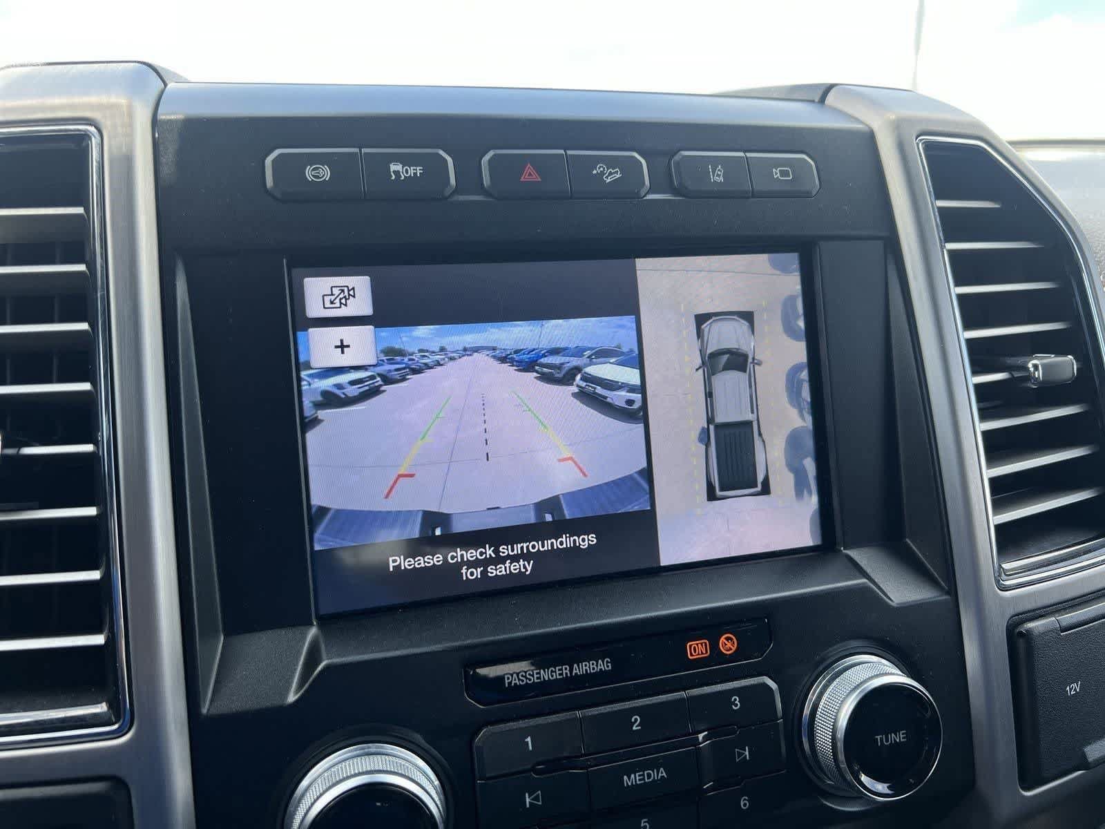 Used 2019 Ford F350 Platinum w/ Platinum Ultimate Package AWD/4WD image 36