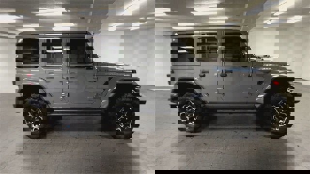 Used 2023 Jeep Wrangler Unlimited Rubicon 4xe w/ Steel Bumper Group image 9